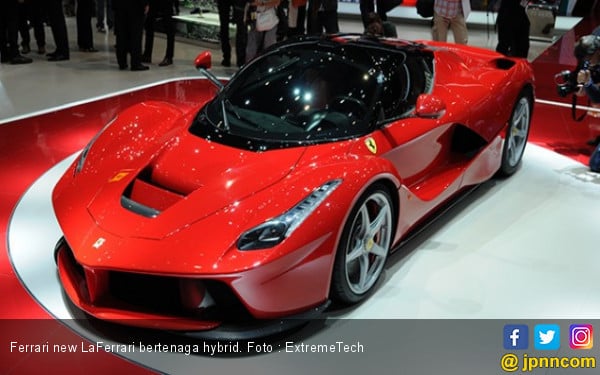 Ferrari Pastikan Supercar Hybrid Akan Meluncur Akhir Bulan Ini - JPNN.COM
