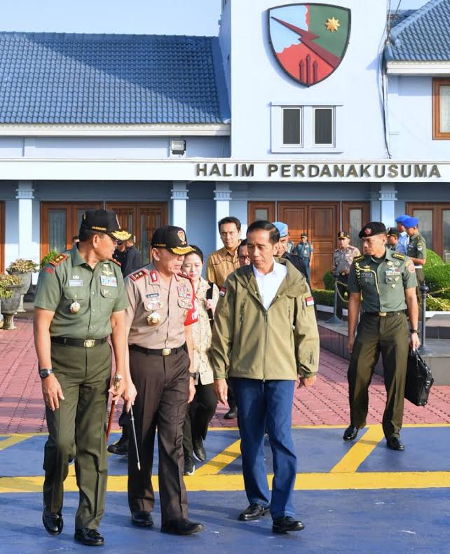 Presiden Jokowi Bertolak ke Natuna Saksikan Latihan Perang PPRC TNI