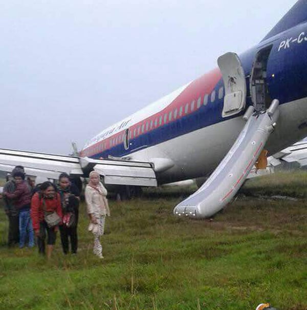 Begini Penampakan Pesawat Sriwijaya Air Patah As Roda di Manokwari