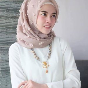 Cantik di Hari yang Fitri dengan Hijab Trendi