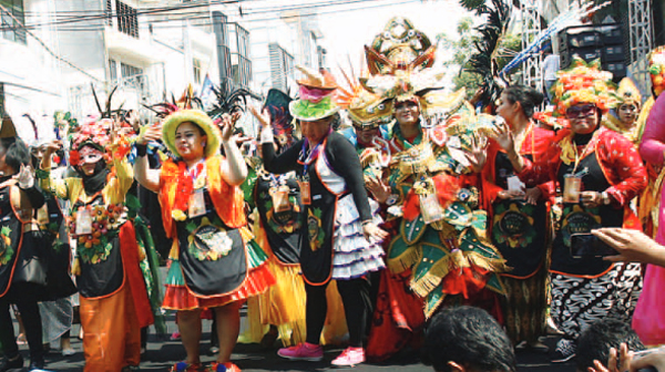 Kemeriahan Festival Rujak Uleg 2017 yang Kini Menjadi Simbol