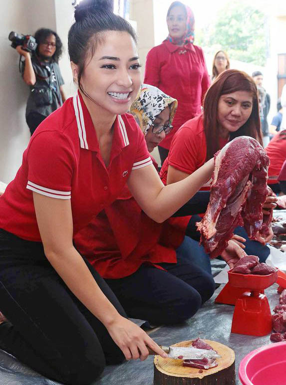 Sapi Kurban Nikita Willy Sempat Mengamuk Sebelum Disembelih