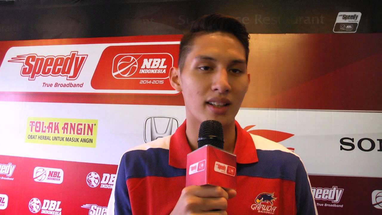 Penggemar Geruduk Pintu Kamar Pebasket Ganteng Ini Di Hotel Ada Apa