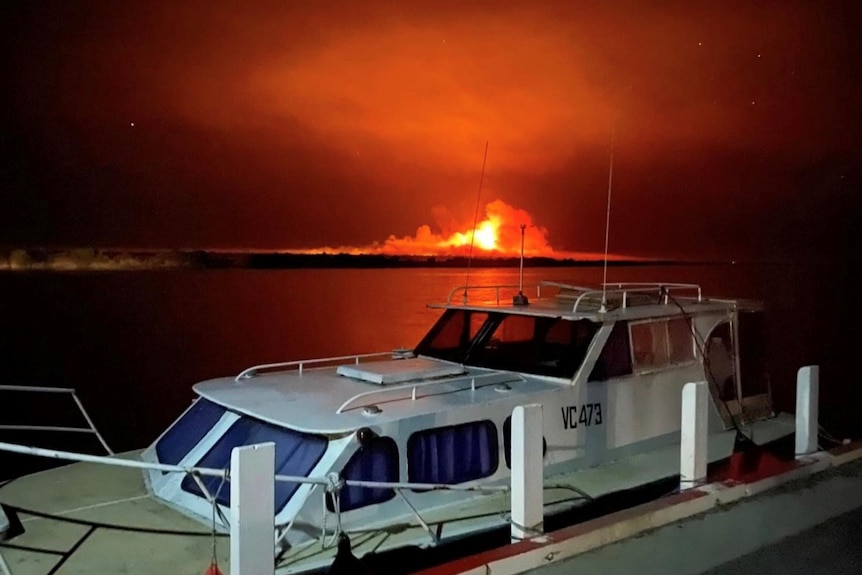 Dunia Hari Ini: Kebakaran Hutan Melanda Sejumlah Negara Bagian di Australia - JPNN.com