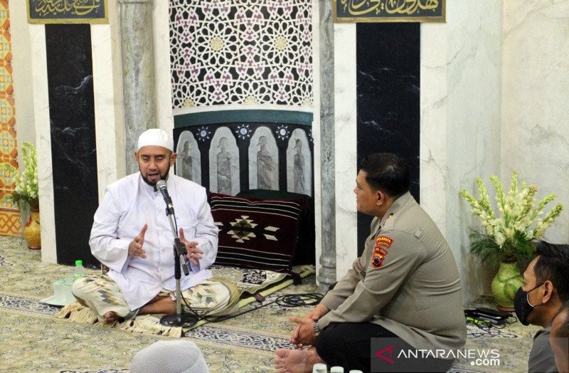 Habib Syech Assegaf Dan Habib Rizieq - Audit Kinerja