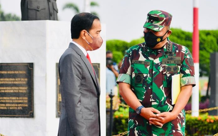 Jenderal TNI AD Ini Berbicara dengan Jokowi, Serius Banget - JPNN.com
