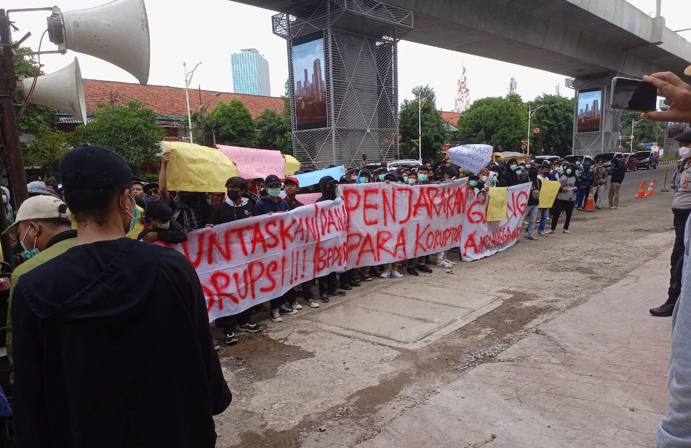 Massa Antikorupsi Dorong Kejagung Periksa BPDPKS Terkait Kasus Minyak Goreng - JPNN.com