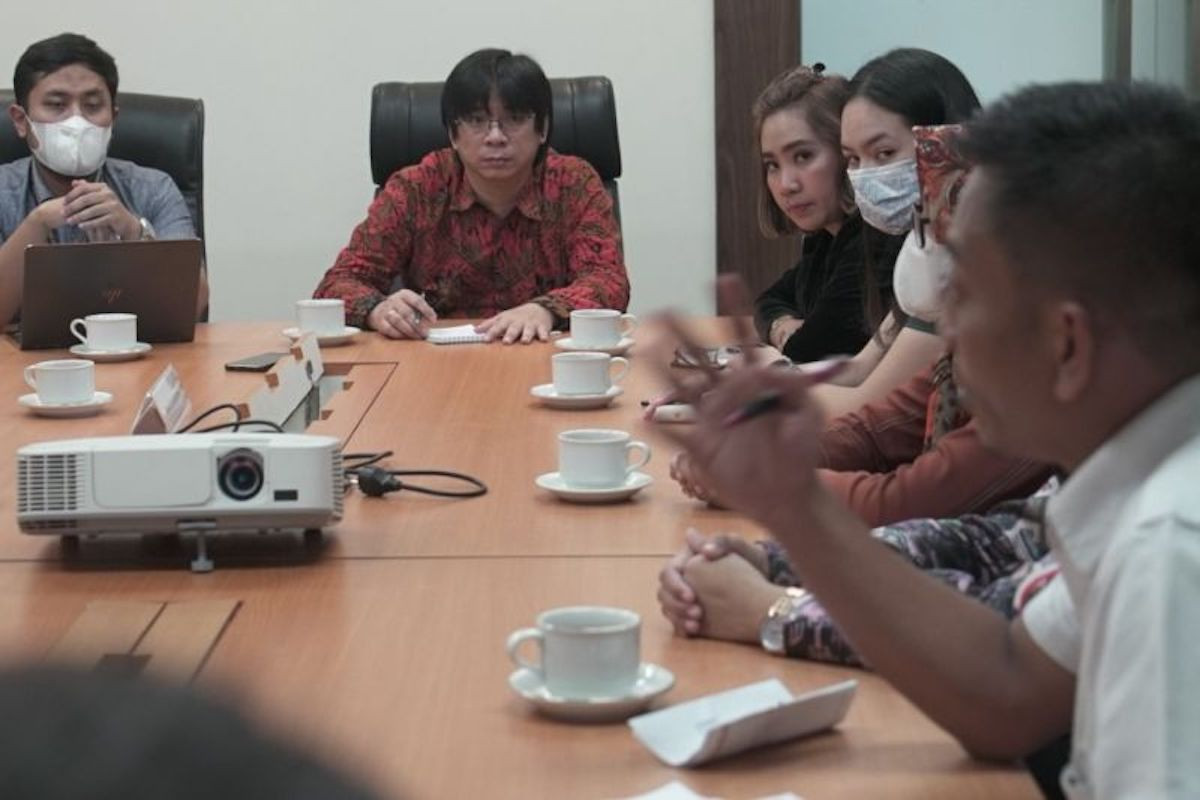 Perwakilan guru honorer dari berbagai wilayah menyampaikan aspirasinya terkait ketidakpastian status PPPK kepada Kantor Staf Presiden di Gedung Bina Graha Jakarta, Rabu (9/11/2022). (ANTARA/HO-KSP)