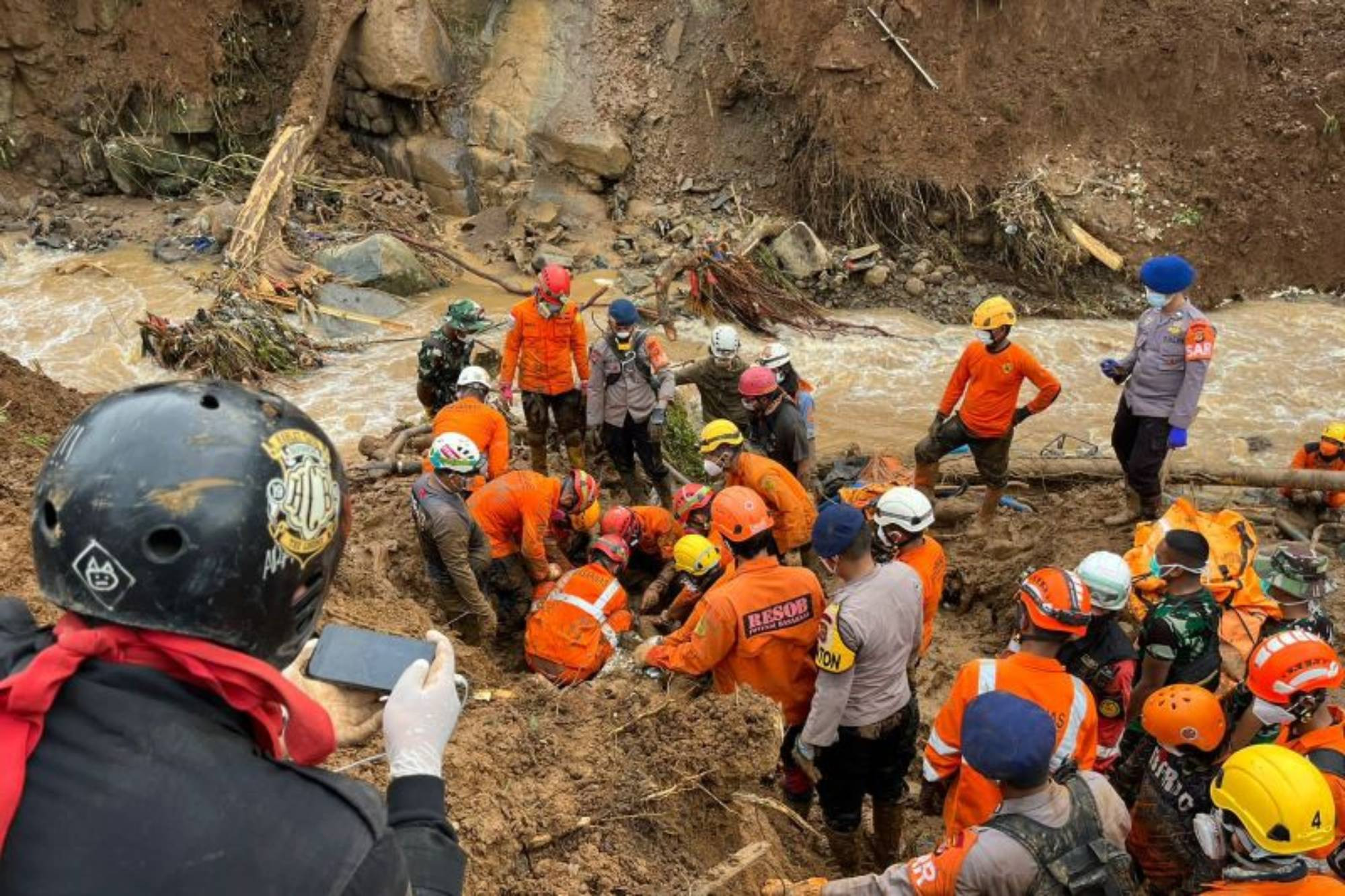 Ada 285 Kali Gempa Susulan di Cianjur, 321 Orang Meninggal Dunia - JPNN.com