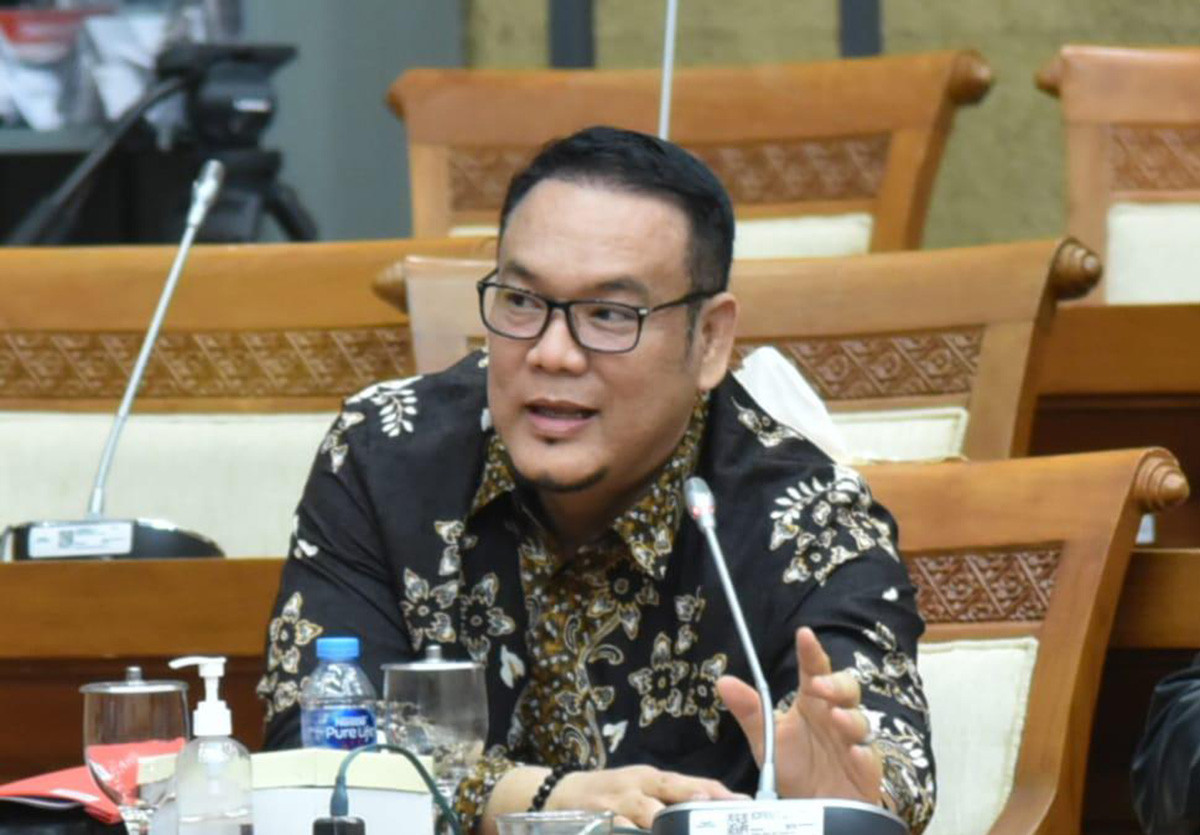 Pimpinan SKK Migas Dirombak, Yulian Gunhar Ingatkan soal Lifting Minyak dan Gas - JPNN.com