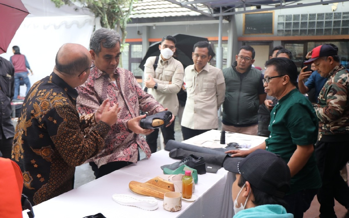 Muzani Teringat Pesan Prabowo, Memakmurkan Rakyat Jangan Memusingkan Pencitraan - JPNN.com