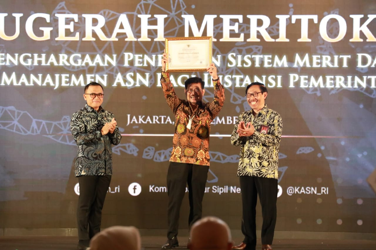 Selamat, Kementan Raih Penghargaan Anugerah Meritrokrasi 2022 dengan Kategori Baik - JPNN.com