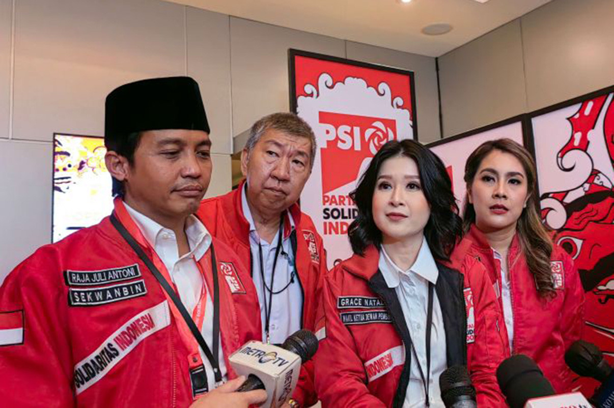 Soal Reshuffle Kabinet Jokowi, Grace Natalie Singgung Menteri Berkinerja Buruk - JPNN.com