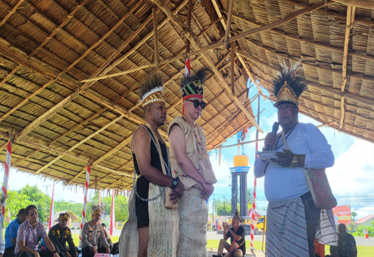 Karnaval Adat Kaimana Jadi Ajang Pengenalan Budaya Tradisional Kepada Generasi Muda - JPNN.com