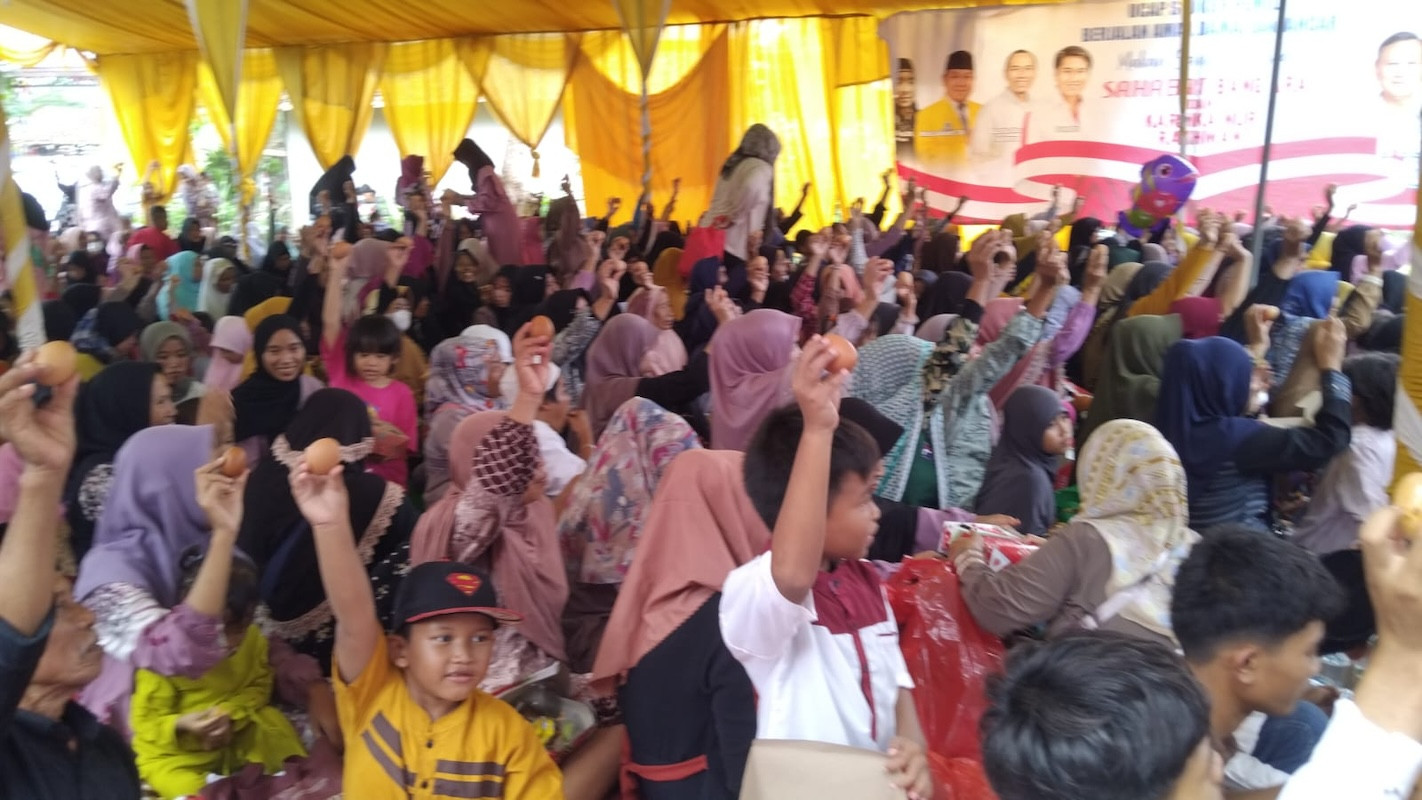 Tasyakuran Pemilu Damai, Sahabat Bang Ara Banten Gelar Makan Siang Bersama Masyarakat - JPNN.com