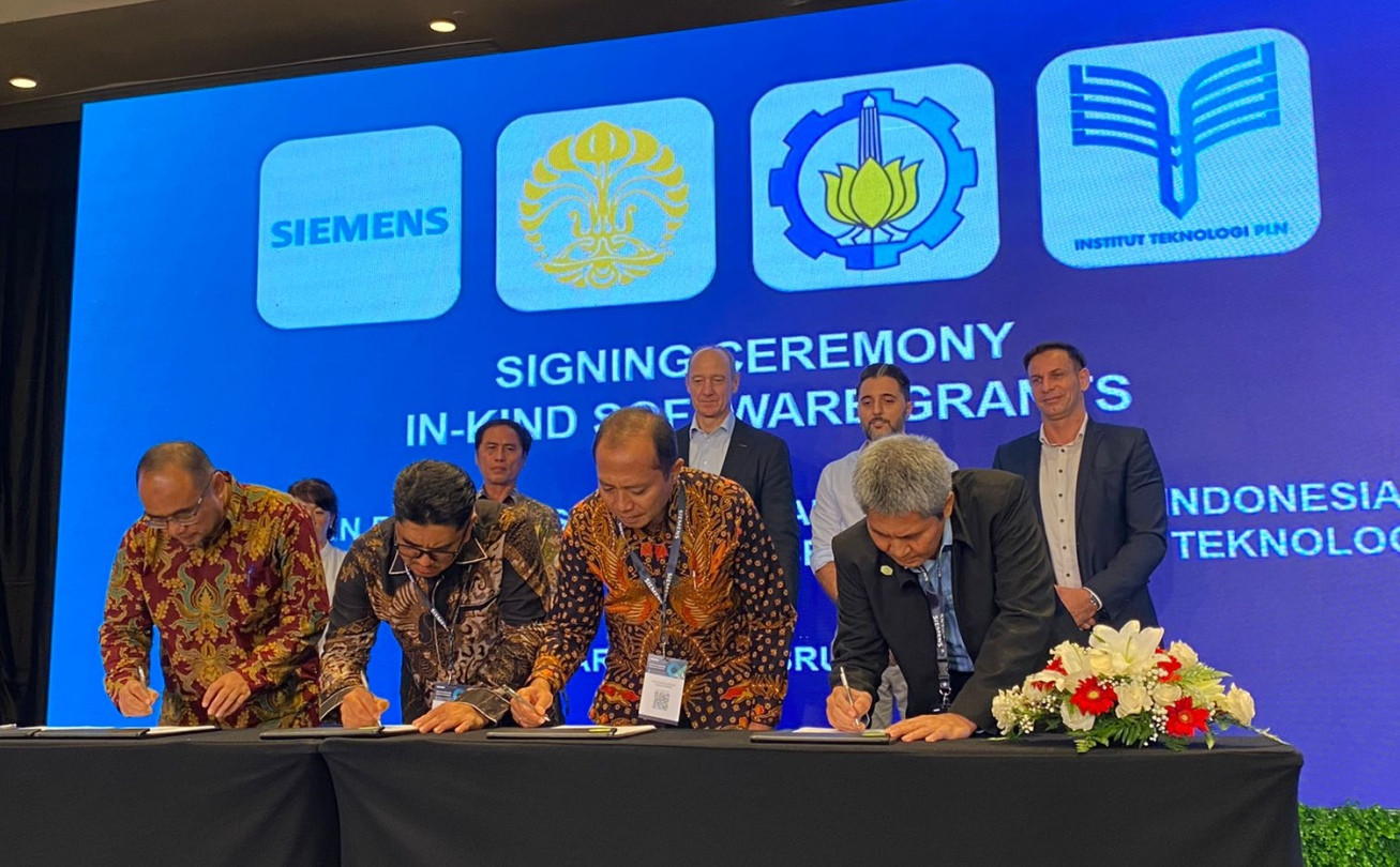 Siemens Indonesia Hibahkan Perangkat Lunak Kelistrikan untuk 3 Universitas Ini - JPNN.com