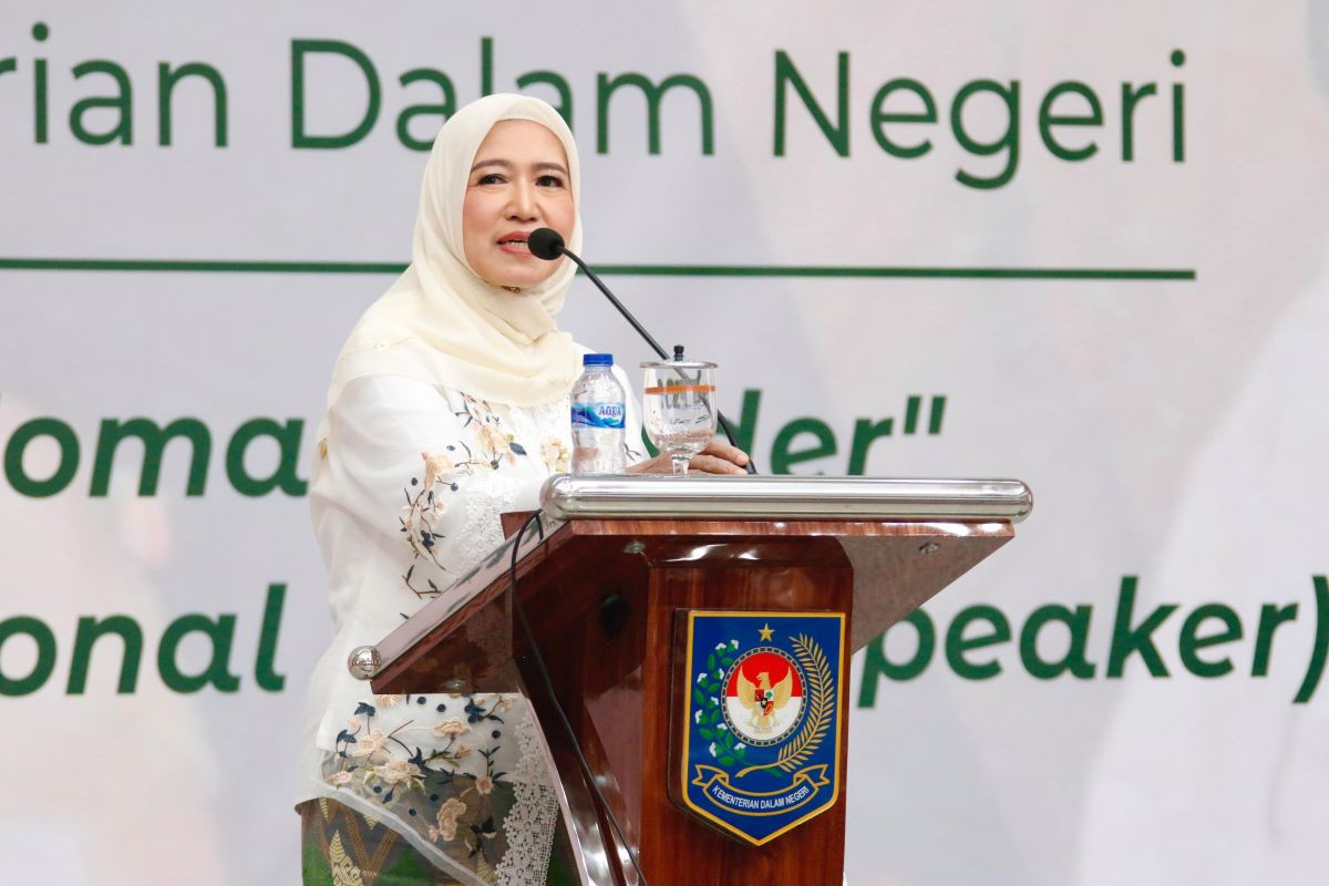 Peringati Hari Kartini, Nani Suhajar Bicara soal Pemimpin Wanita Masa Kini - JPNN.com