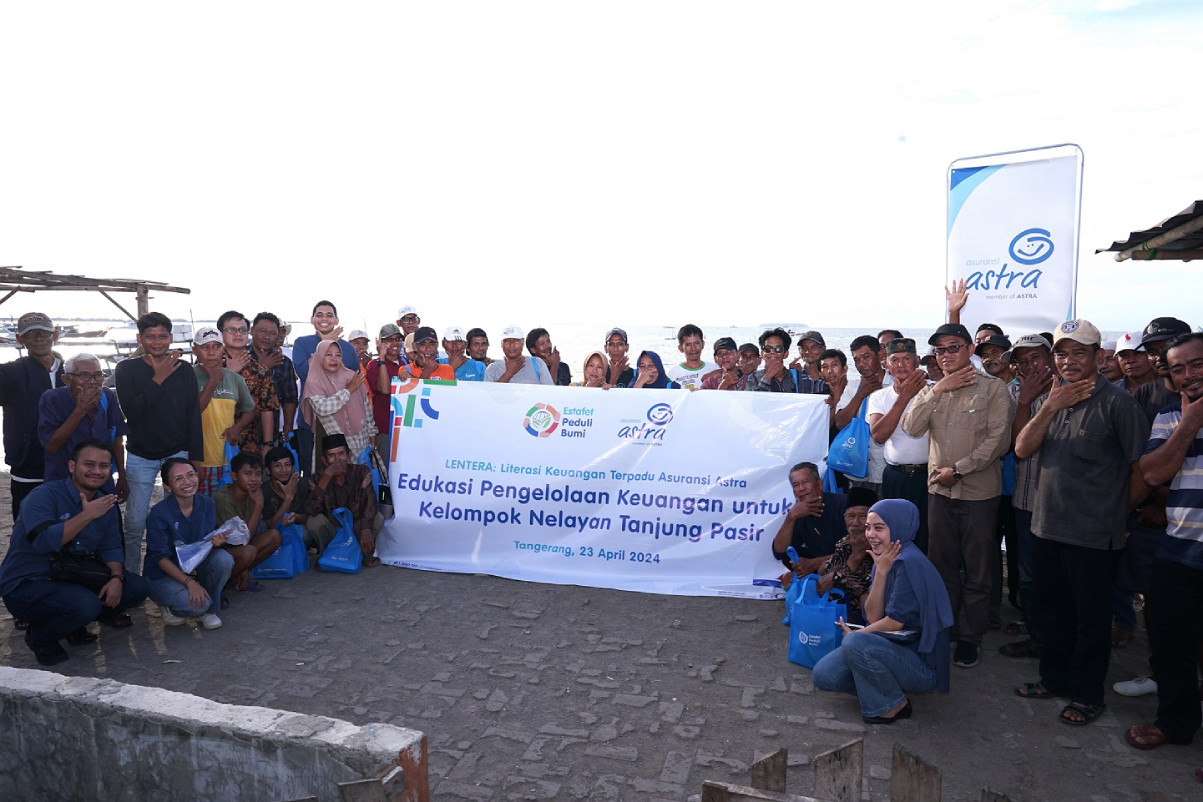 Asuransi Astra Berikan Literasi dan Inklusi Keuangan kepada Nelayan di Tangerang - JPNN.com