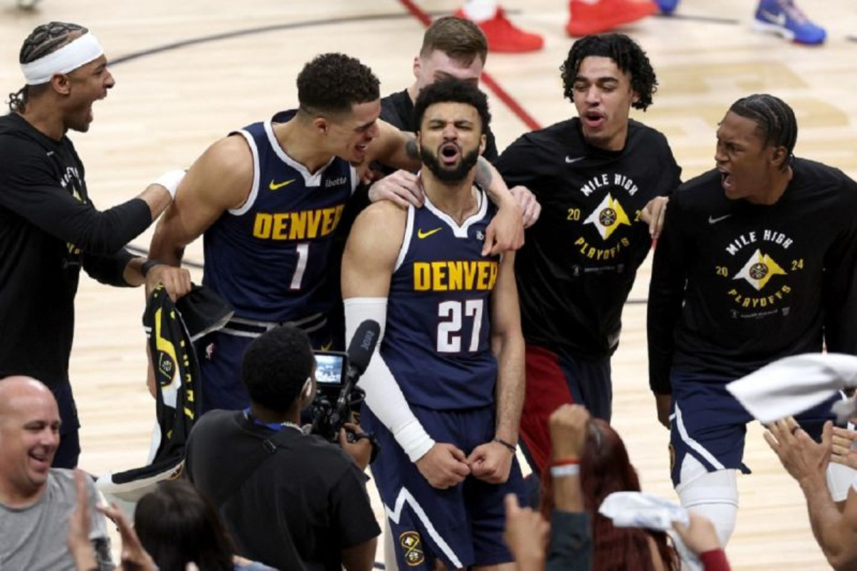 NBA Playoffs: Lakers Kalah Secara Dramatis dari Denver Nuggets di Gim 5 - JPNN.com