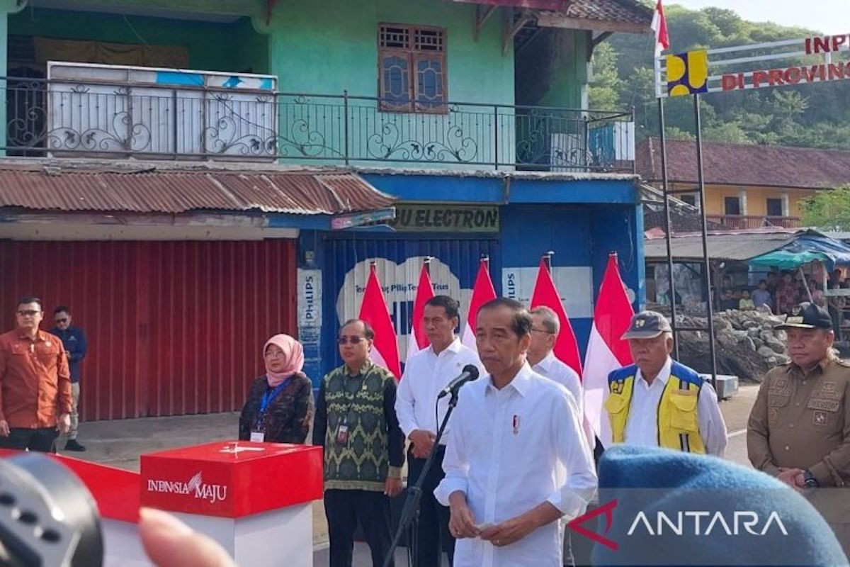 Jokowi Resmikan 5 Inpres Jalan Daerah NTB - JPNN.com