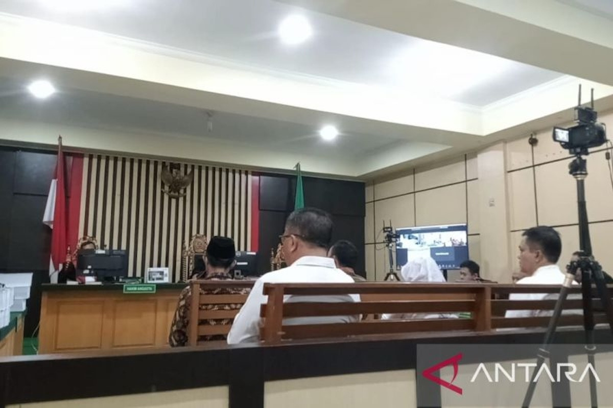 Rahima Istri Mantan Gubernur Jambi Dituntut 4 Tahun 5 Bulan Penjara - JPNN.com