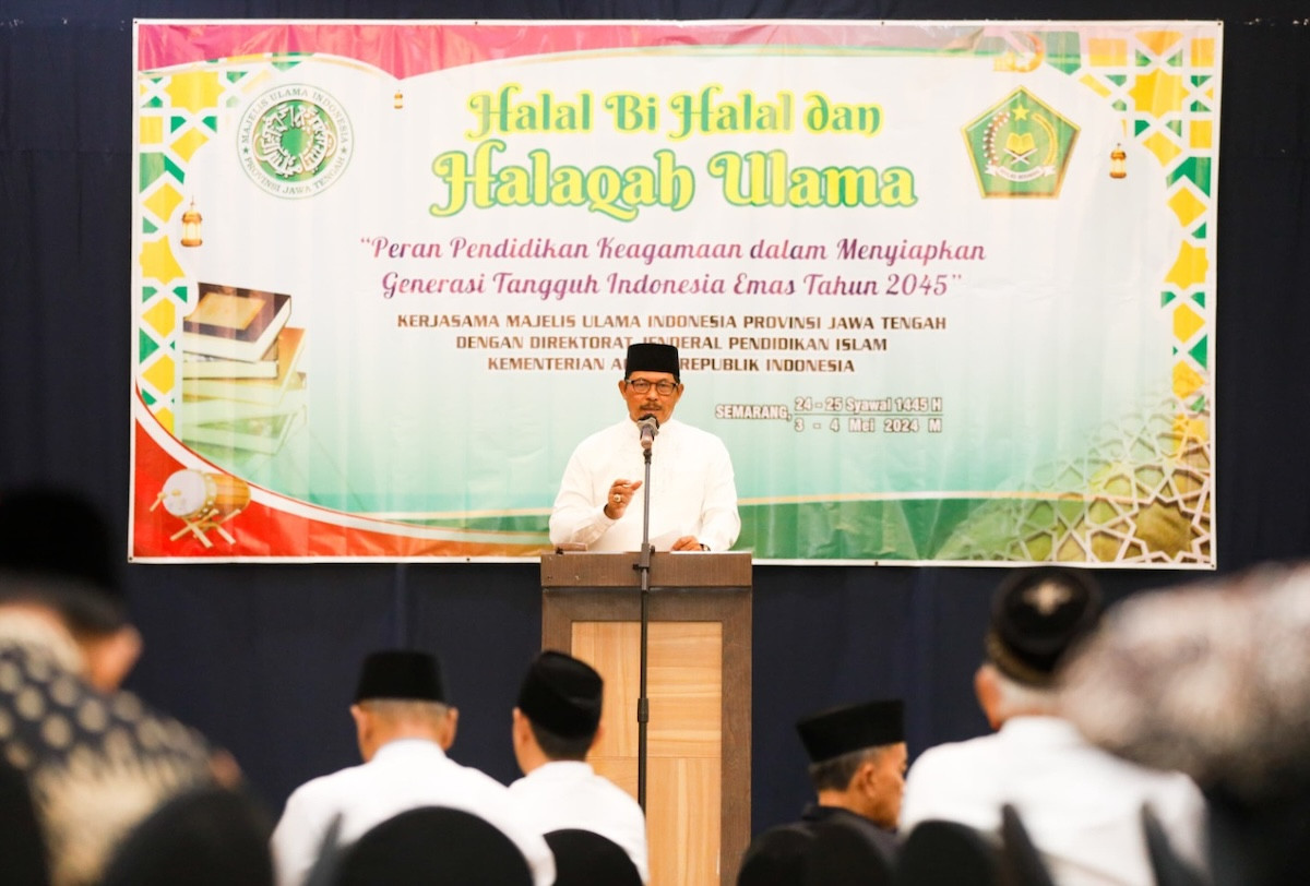 Nana Sudjana Dorong Organisasi Keagamaan Genjot Pendidikan Agama untuk Pemuda - JPNN.com