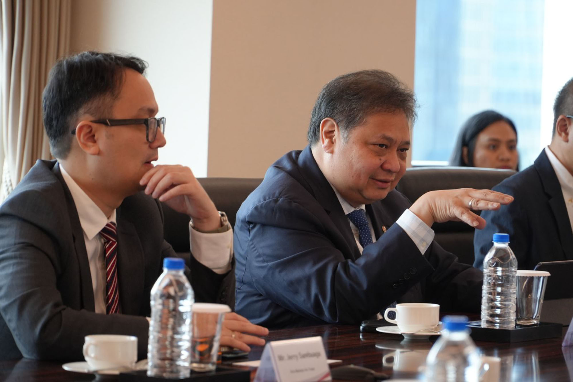 Bertemu CEO LG CNS di Seoul, Menko Airlangga Dorong Investasi Pengembangan Teknologi - JPNN.com
