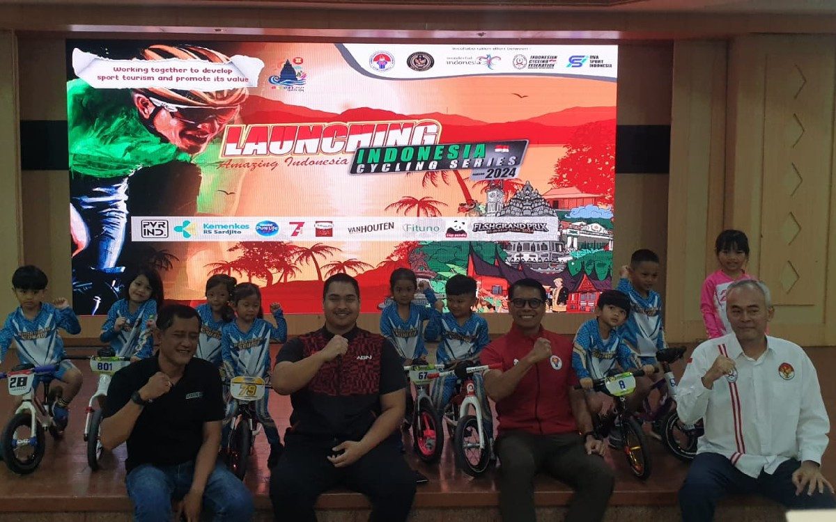 Menpora Dito Mendukung Penuh Indonesia Cycling Series 2024 - JPNN.com
