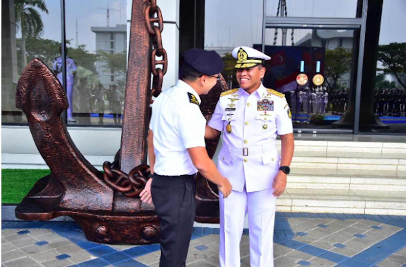 Laksamana Muhammad Ali dan KSAL Singapura Tingkatkan Kerja Sama Bilateral - JPNN.com