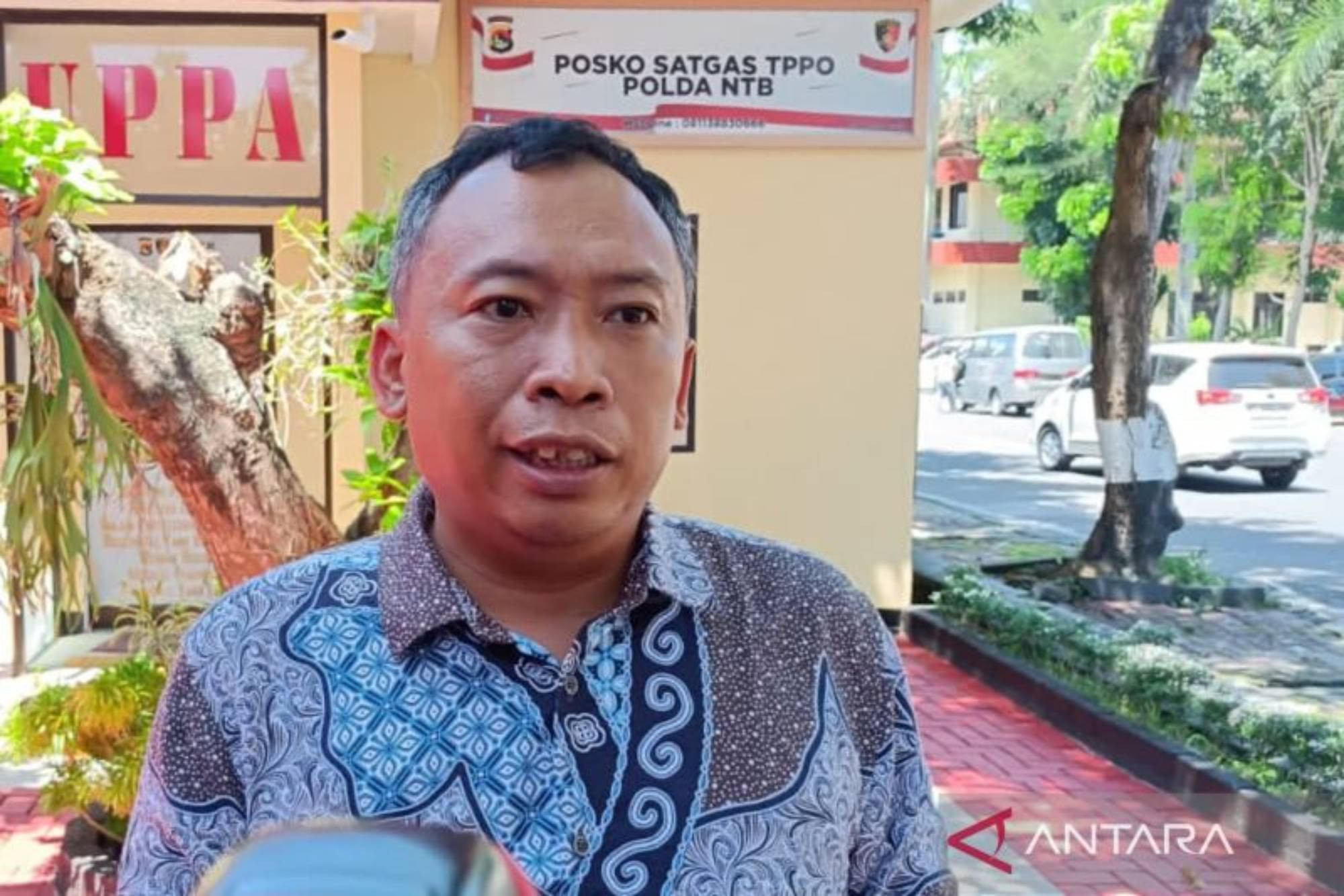 Ketua Komisi Disabilitas Daerah (KDD) Provinsi NTB Joko Jumadi. (ANTARA/Dhimas B.P.)