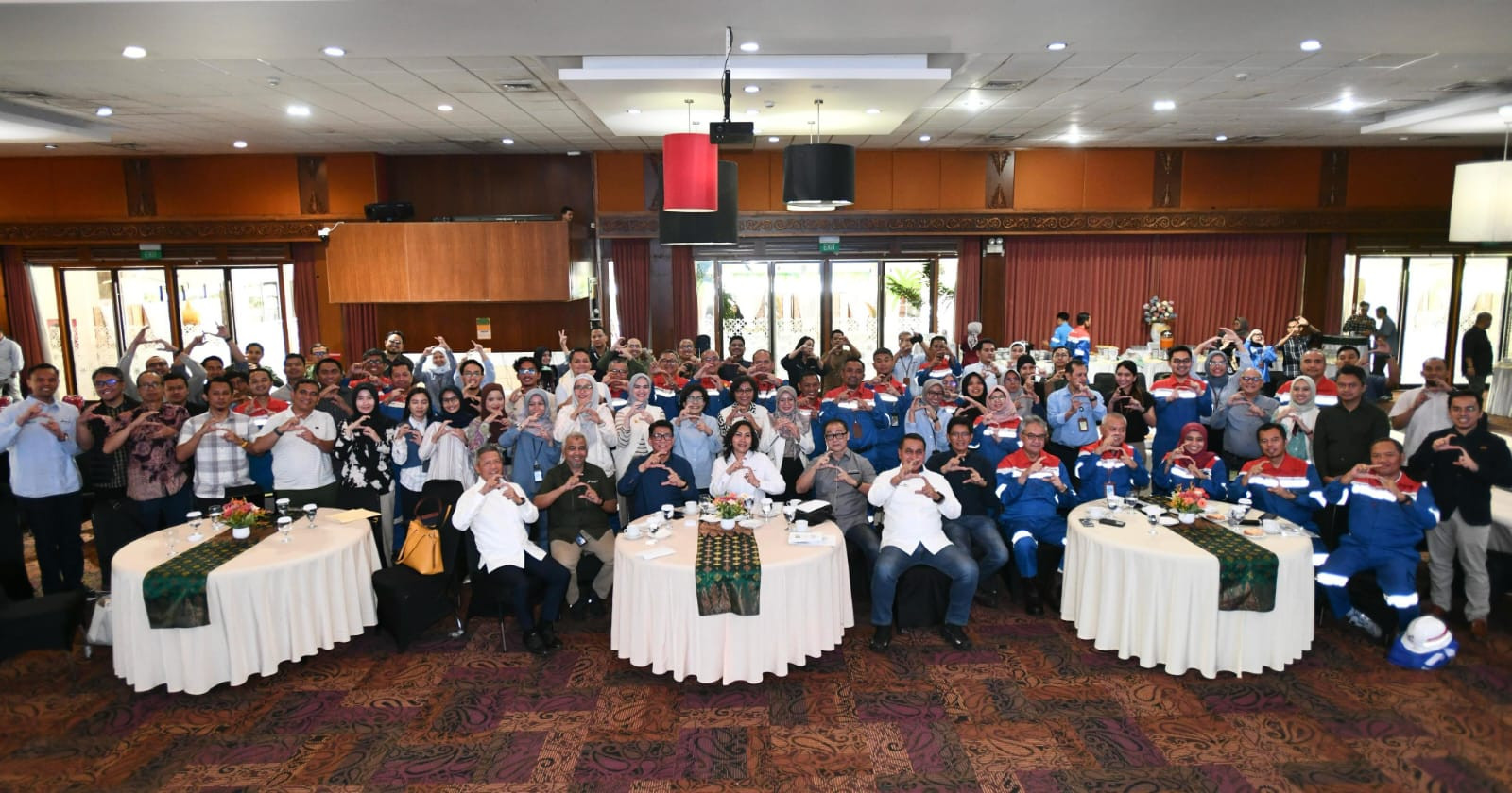 Ini Cara Pertamina Mendorong Pekerja Menjadi Role Model Dekarbonisasi - JPNN.com