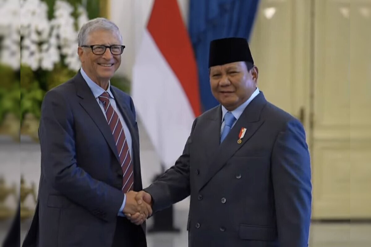 Bill Gates Membahas Vaksin TBC Bersama Prabowo di Istana - JPNN.com