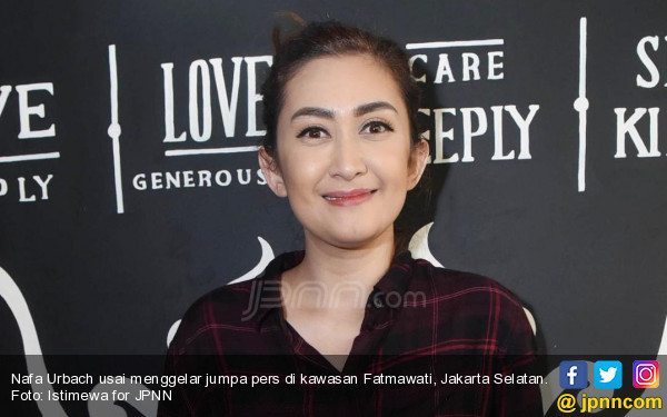 Hari Ini, Nafa Urbach Resmi Gugat Cerai Zack Lee - JPNN.COM