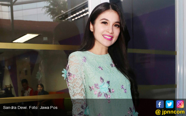 Sandra Dewi Pengin Hidup Lebih Lama - JPNN.COM