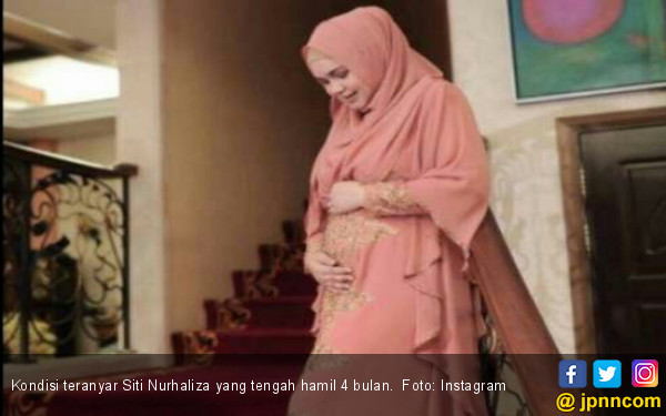 Hamil 4 Bulan  Siti  Nurhaliza Putuskan Vakum Menyanyi 