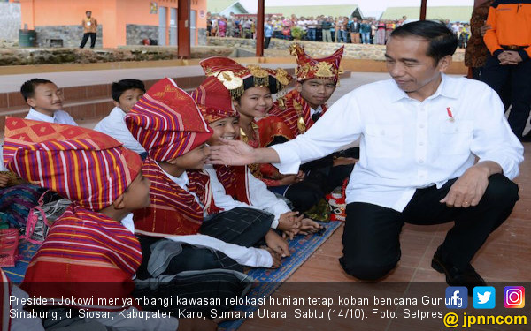 Jokowi Tinjau Relokasi Sinabung dan Rumah Prajurit TNI - JPNN.COM