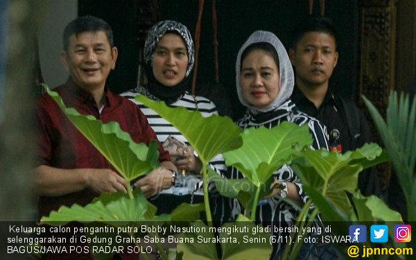  Keluarga Jokowi Ingin Adat Keratonan Tenda Sudah Dipasang 
