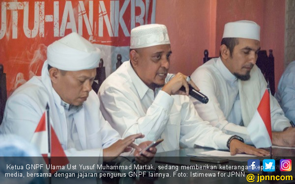 GNPF Kecewa, Ulama Cuma Diminta Mendorong Mobil Mogok - JPNN.COM