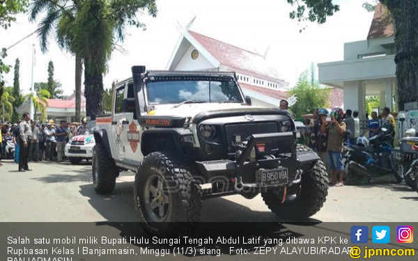  Mobil - mobil Mewah Pak Bupati Bikin Repot KPK - Nasional 