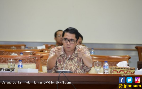 Komisi III: Calon Hakim Agung Usulan KY Jauh dari Kriteria - JPNN.COM