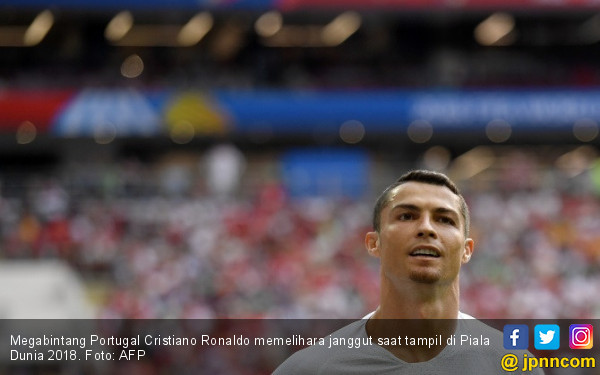 Megabintang Portugal Cristiano Ronaldo memelihara janggut saat tampil di Piala Dunia 2018. Foto: AFP