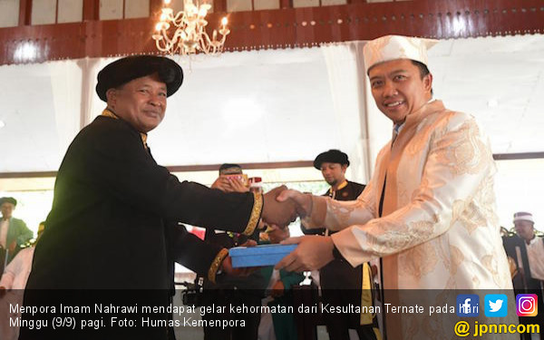 Menpora Dapat Gelar Kehormatan KAPITA NGoFANGARE - JPNN.COM