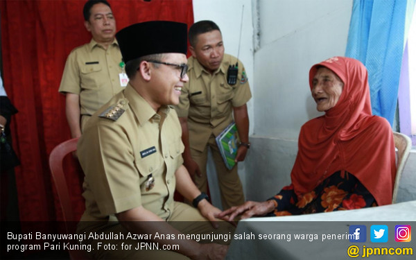 Senangnya Nenek Soni Rutin Dikunjungi Dokter di Banyuwangi - JPNN.COM