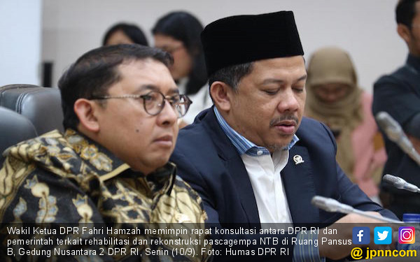 Fahri Hamzah: Birokrasi Belum Solid Dalam Penanganan Bencana - JPNN.COM