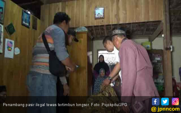  Penambang  Pasir  Ilegal Tewas Tertimbun Longsor Daerah 