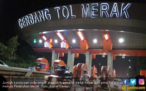 Setiap Jam 1 600 Kendaraan Keluar dari Gerbang Tol  Merak  