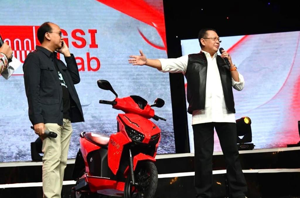 Pemenang Lelang Motor  Listrik  dari Jokowi  Ditangkap  Polisi 