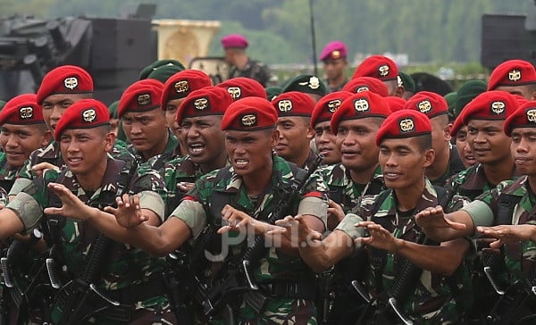 Naikkan Saja Gaji Pns Tni Polri Pensiunan Hingga 125 Jpnn Com