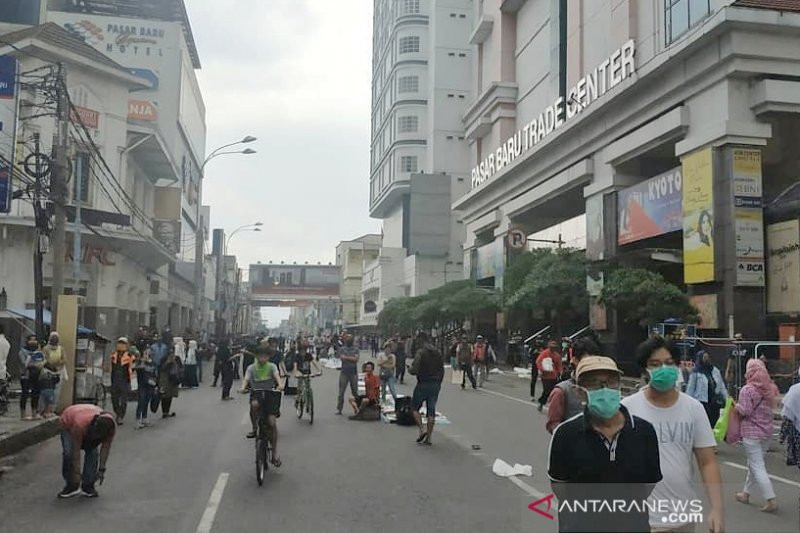 Kerumunan di  Pasar Masih Terjadi Pemkot Bandung  Pasrah 