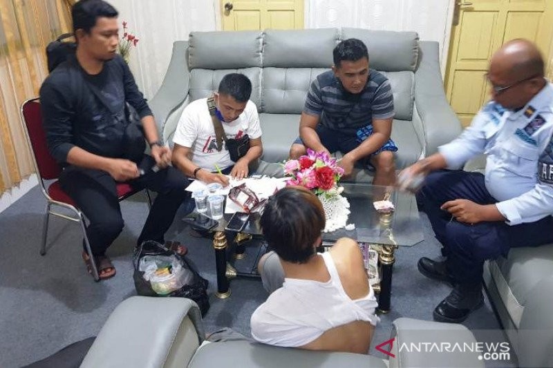 Ada Makanan  Ringan  Dikirim ke  Lapas Setelah Diperiksa 